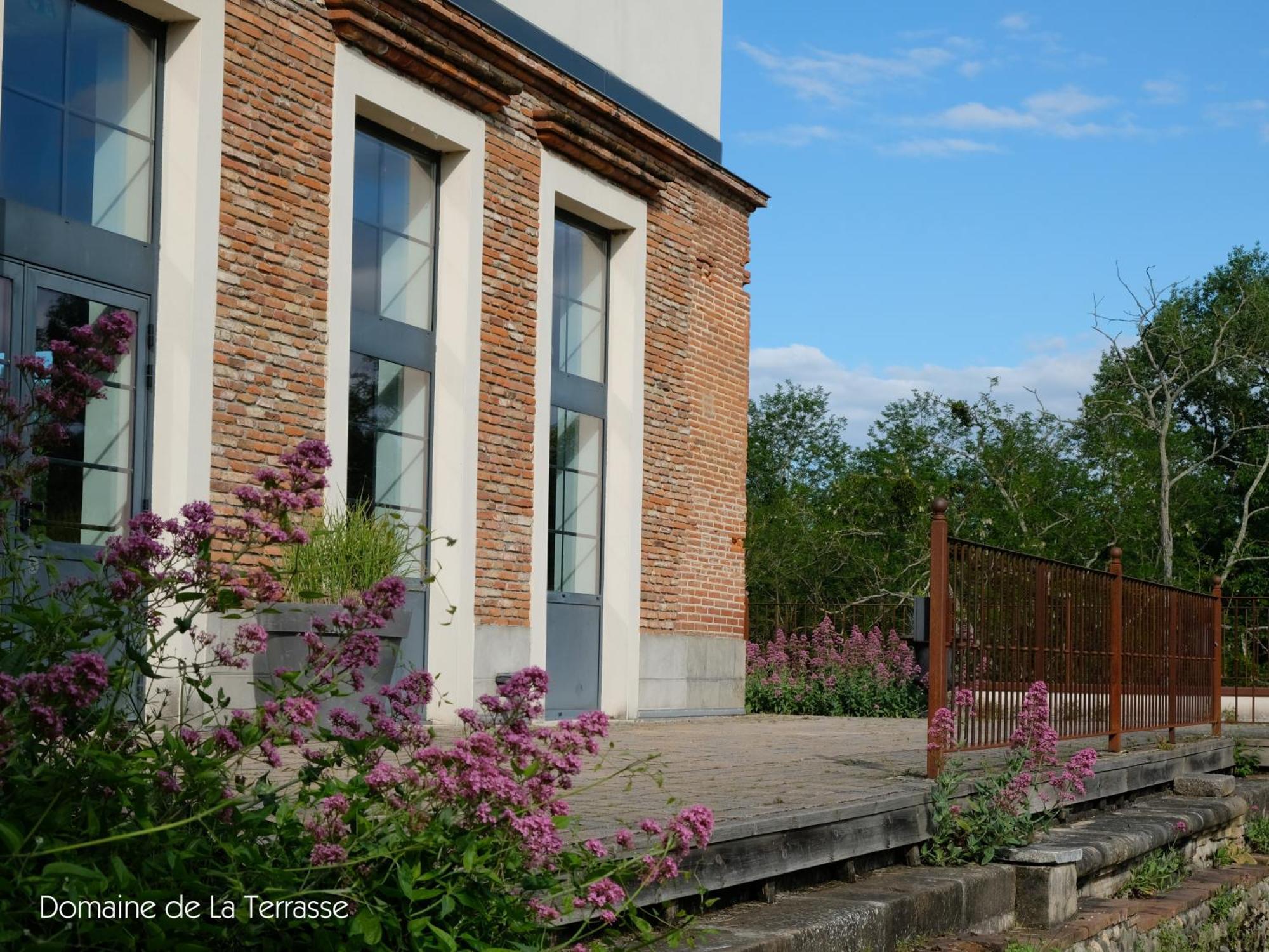 Domaine De La Terrasse Leilighet Carbonne Eksteriør bilde